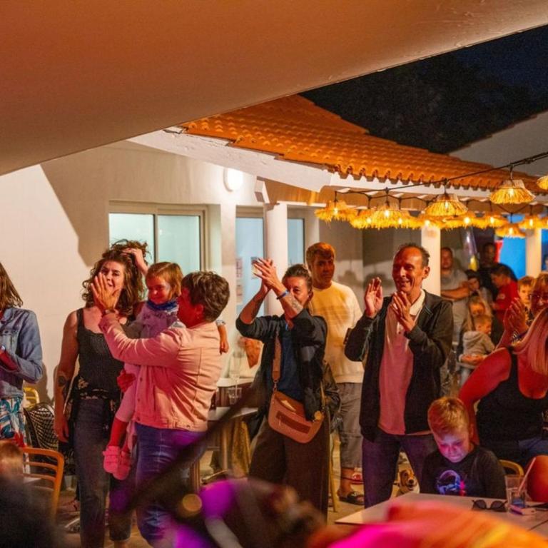 Mobil-home de 40m² pour 8 personnes avec rampe d'accès - API-1-52-1083 - Casa Mobile - 26