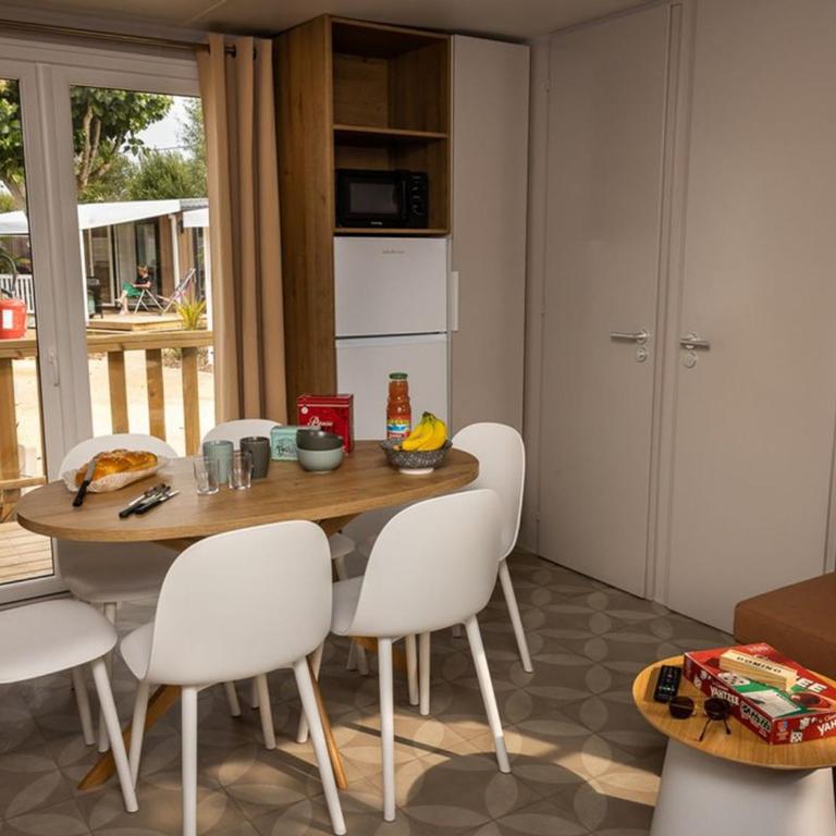 Deux Mobil-homes 60m² avec Terrasse - 5 Chambres - API-1-52-1107 - Mobilheim - 3