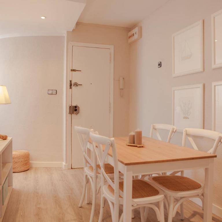 MD Benlliure Cabañal Beach - Three-Bedroom Apartment - 6