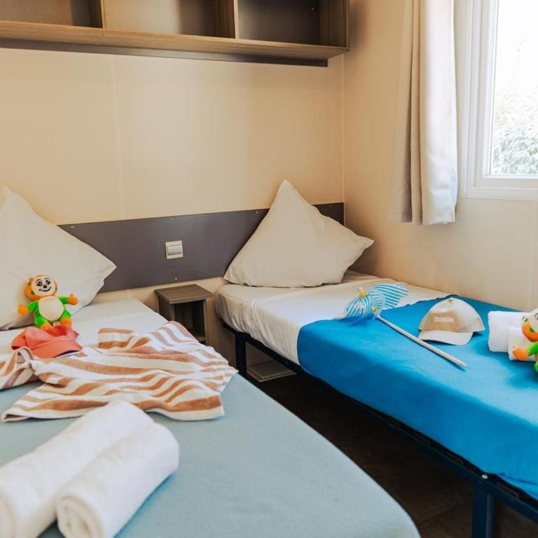 Mobil-home avec Terrasse, 25m², 4 personnes - API-1-52-1127 - Mobilheim - 3