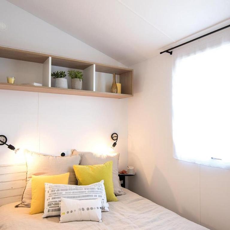 Mobil-home spacieux avec terrasse pour 8 personnes - API-1-52-1168 - Casa Móvil - 4