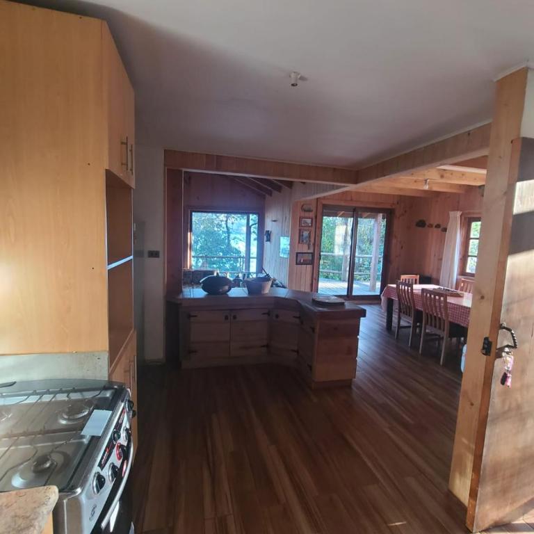 Cabaña Yoka - Orilla de Lago - Three-Bedroom House - 2