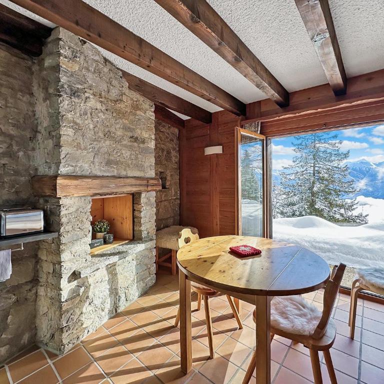 PO Petite Ourses Suite - Anzere Slopeside - Swiss Alp - Studio mit Bergblick - 1