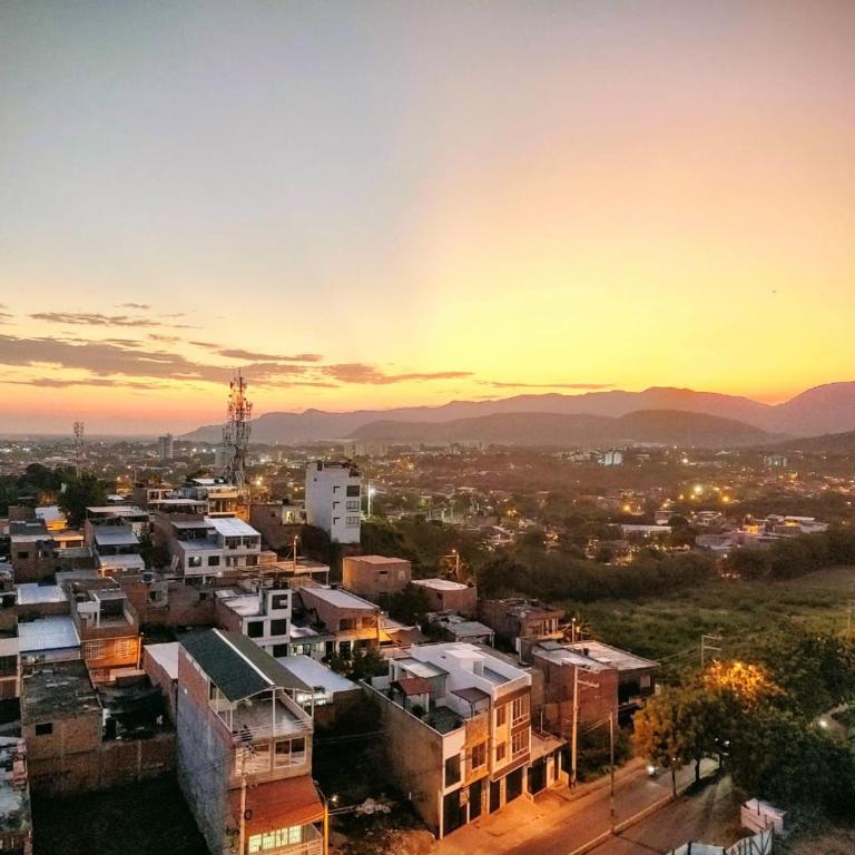 Girardot Reservas del Peñon Espectacular Apartamento exclusivo The Guss - Three-Bedroom Premium Apartment with Balcony - 10