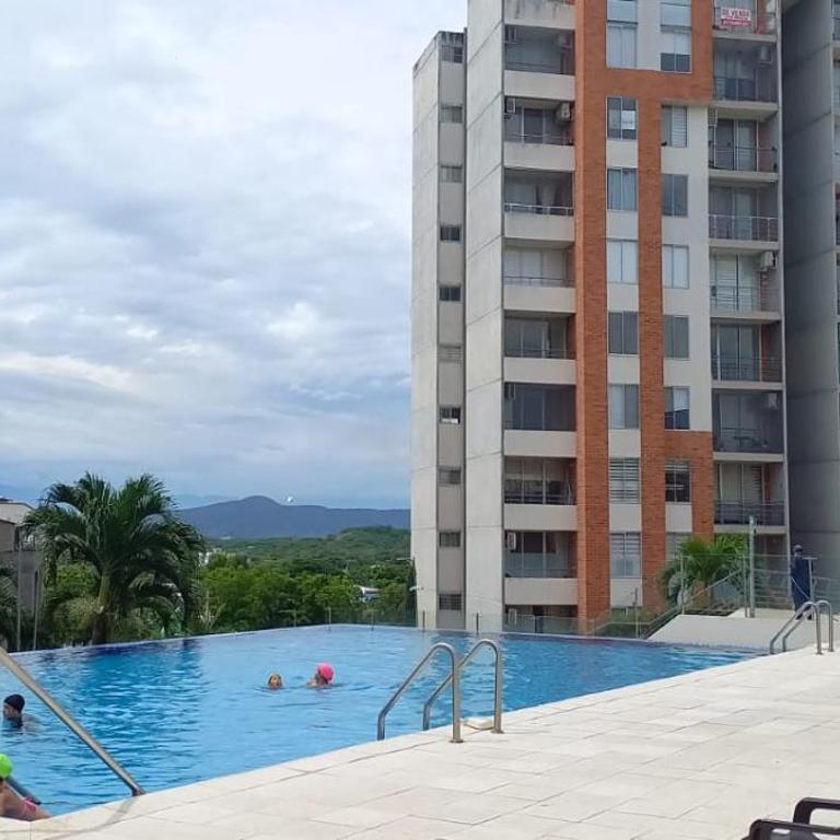 Girardot Reservas del Peñon Espectacular Apartamento exclusivo The Guss - Three-Bedroom Premium Apartment with Balcony - 1