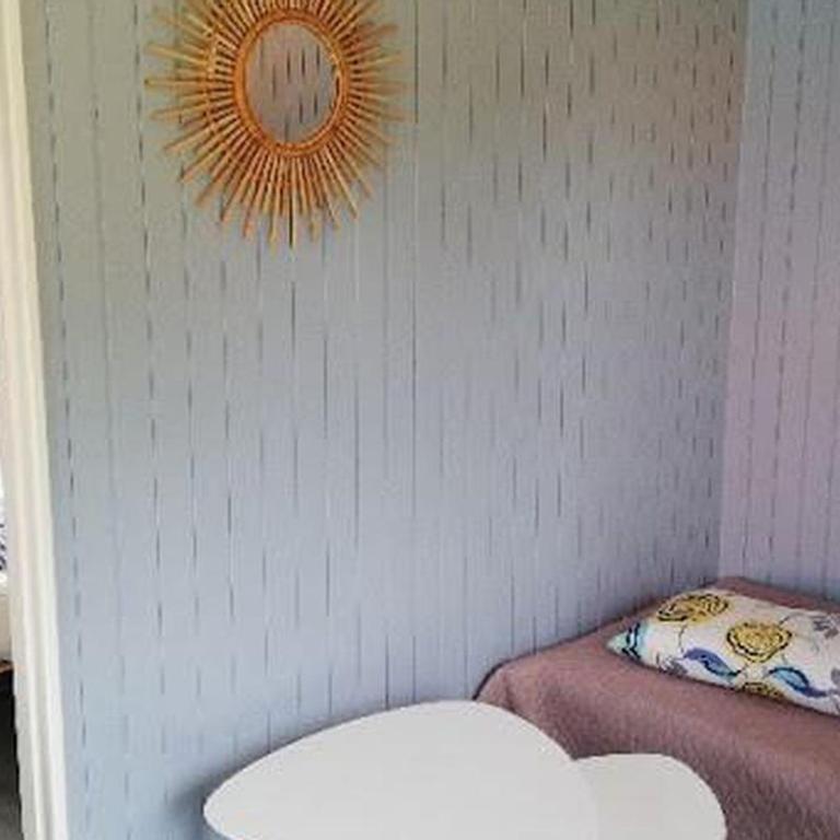 Chalet confortable avec terrasse à Saint-Jean-de-Monts - API-1-52-1184 - Chalet - 2