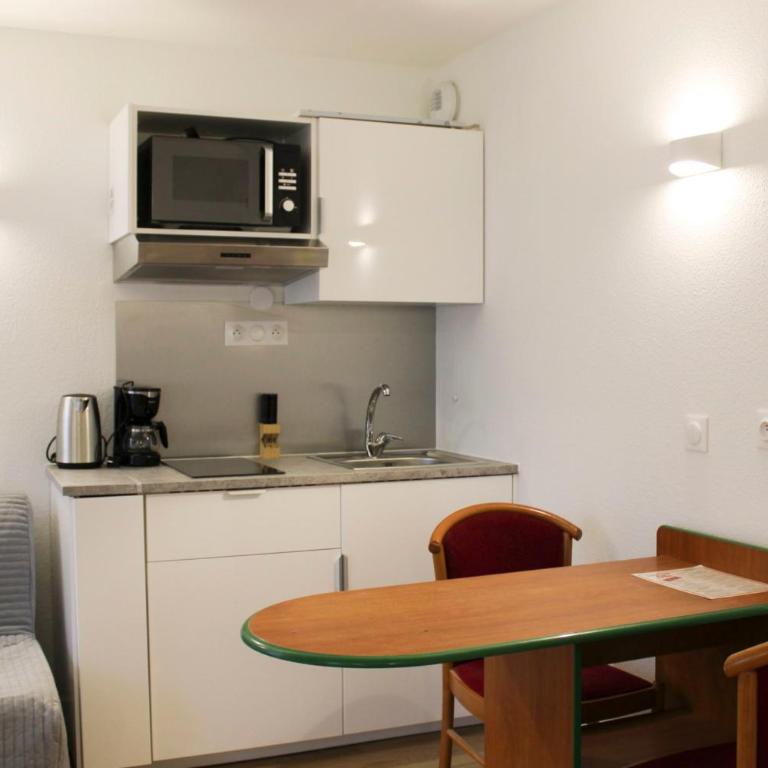 Charming bright studio in the heart of Paris - Studio - 6