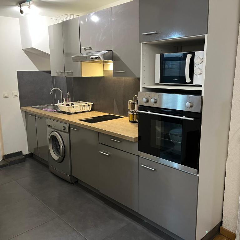 T2 lumineux hyper centre Aix en Provence à quelques metres du Cours Mirabeau pour 1 à 5 personnes - Apartment mit 2 Schlafzimmern - 14