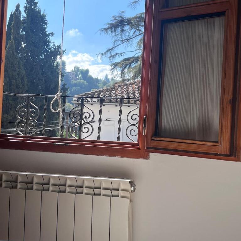 Apartamento con terraza en el Albayzin - Two-Bedroom Apartment with View - 24