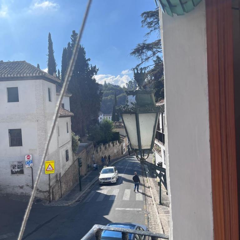 Apartamento con terraza en el Albayzin - Two-Bedroom Apartment with View - 26