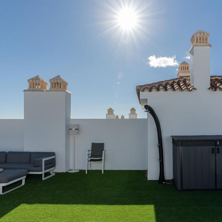 Penthouse in Paraíso Pueblo Style & Serenity - Apartamento de 2 dormitorios - 32