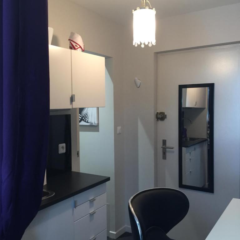 Studio Glamour Naturiste - One-Bedroom Apartment - 28
