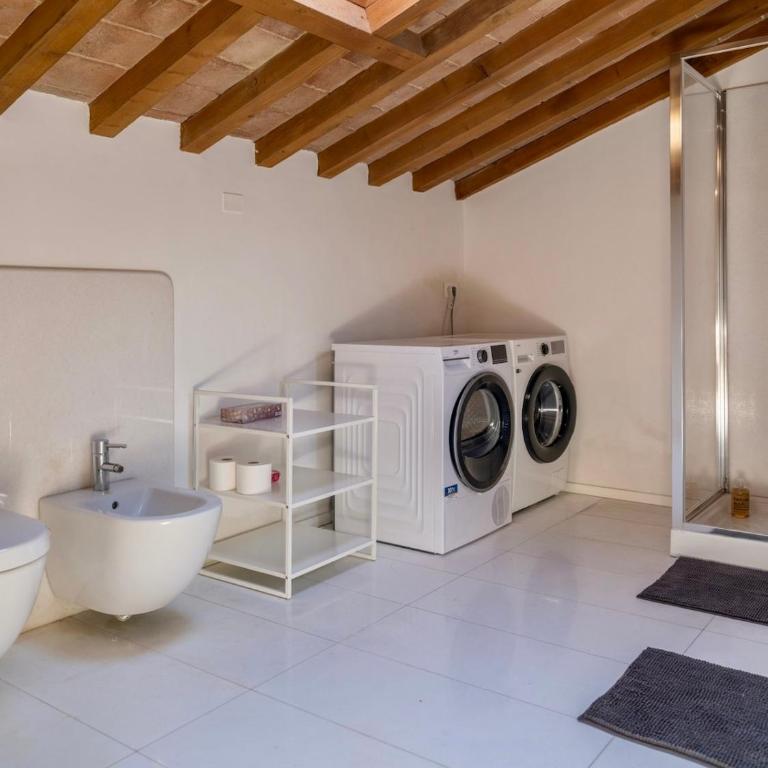 Penthouse in Palazzo San Donnini - Two-Bedroom Apartment - 15