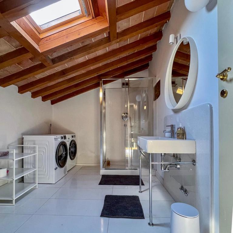 Penthouse in Palazzo San Donnini - Two-Bedroom Apartment - 14