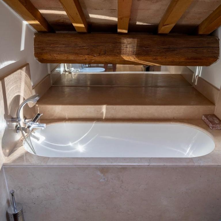Penthouse in Palazzo San Donnini - Two-Bedroom Apartment - 10