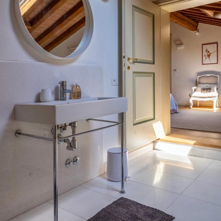 Penthouse in Palazzo San Donnini - Two-Bedroom Apartment - 13