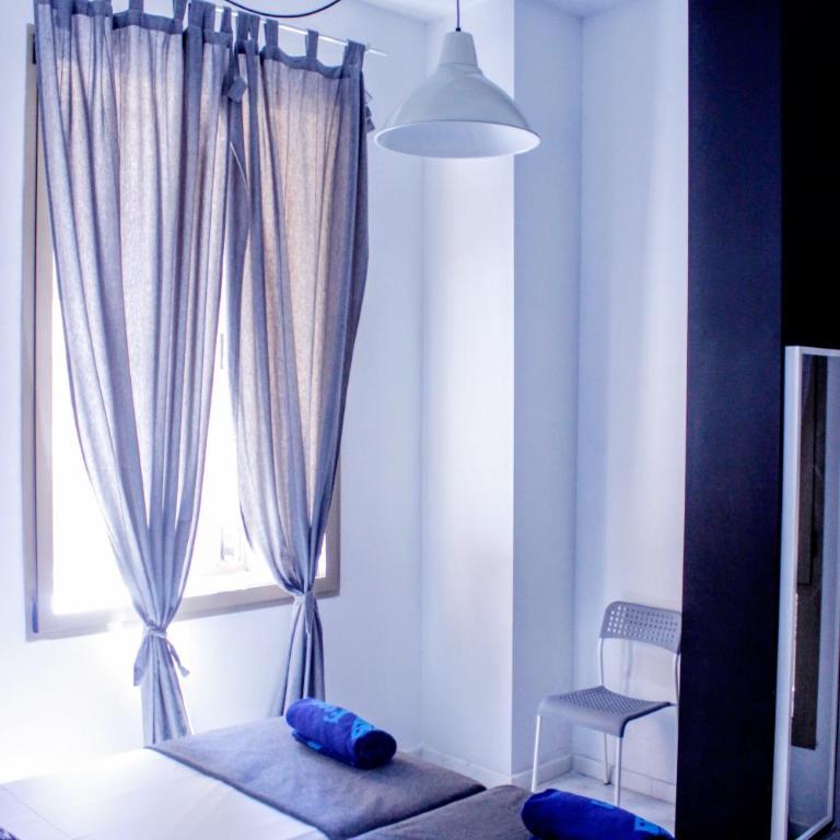 Feel Hostels Soho Malaga - Habitación Doble con baño - 4
