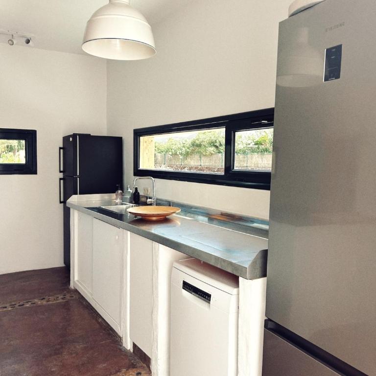 Asulito 400 m2 house with pool - Villa - 42