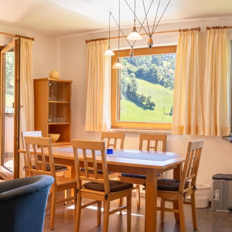 Gästehaus Wurm - Apartment mit 2 Schlafzimmern und Balkon - 6