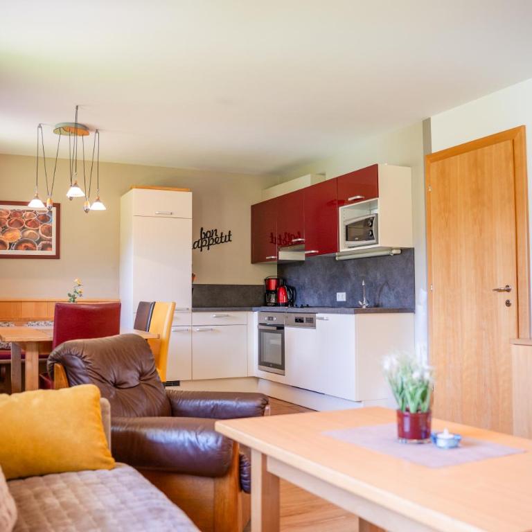 Gästehaus Wurm - Apartment mit 2 Schlafzimmern und Balkon - 12