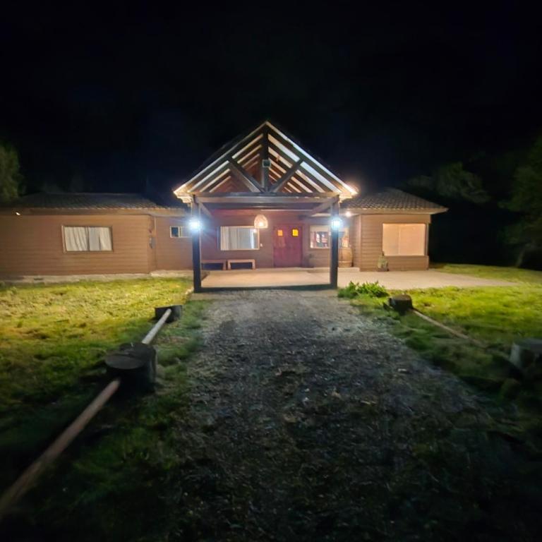Lodge Dream Pucon - Four-Bedroom House - 23