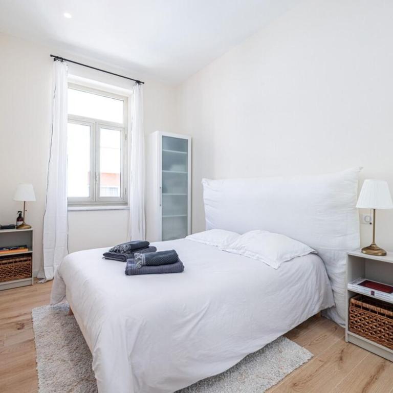 Large 2 Bedroom with Sea View 50m from Monaco - Apartment - 15