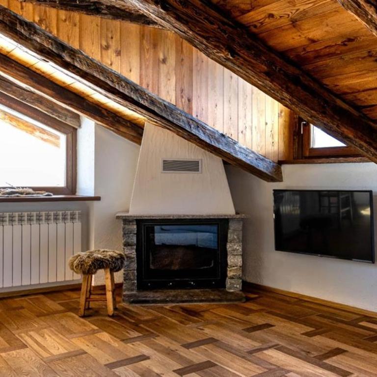 Chalet Morge - Two-Bedroom Apartment - 7