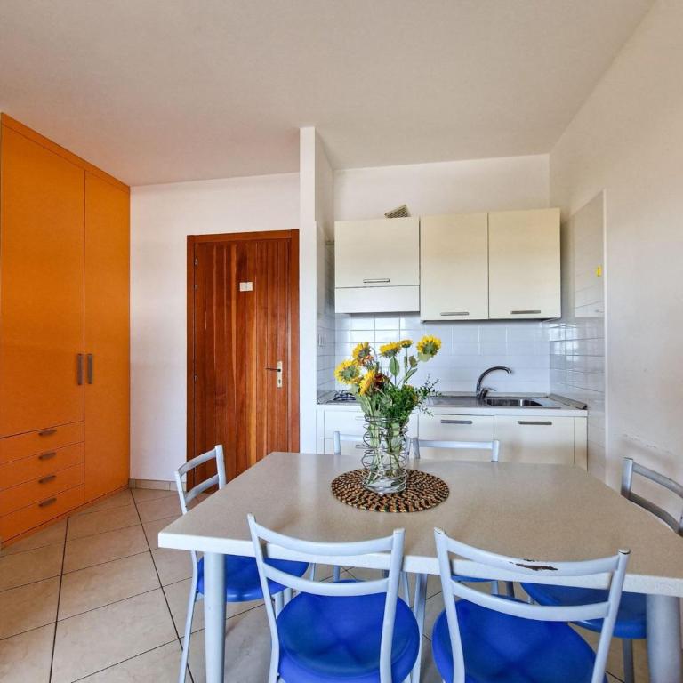 Modern flat with swimming pool - Appartamento - 6