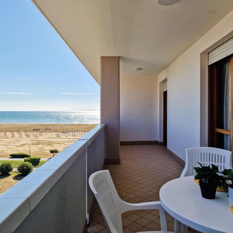 Modern flat with swimming pool - Appartamento - 19