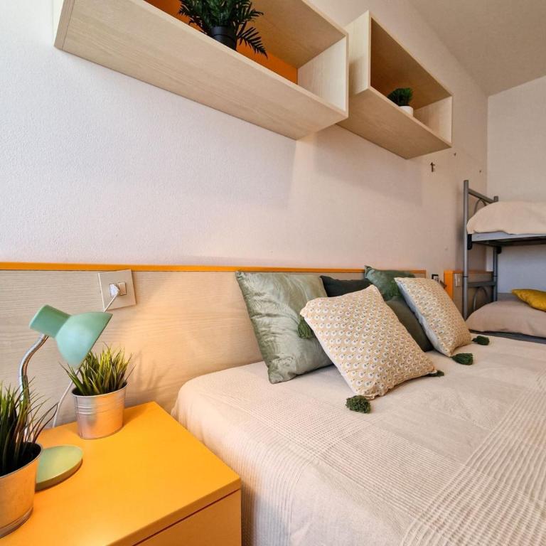 Modern flat with swimming pool - Appartamento - 13