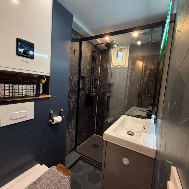 20 sqm appartment with bedroom near Montmartre - Appartement 1 Chambre - 10