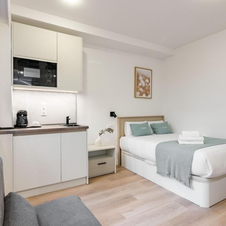 Square Rooms by Charming, cerca del aeropuerto y con un pequeño gimnasio - Habitación Doble - 2