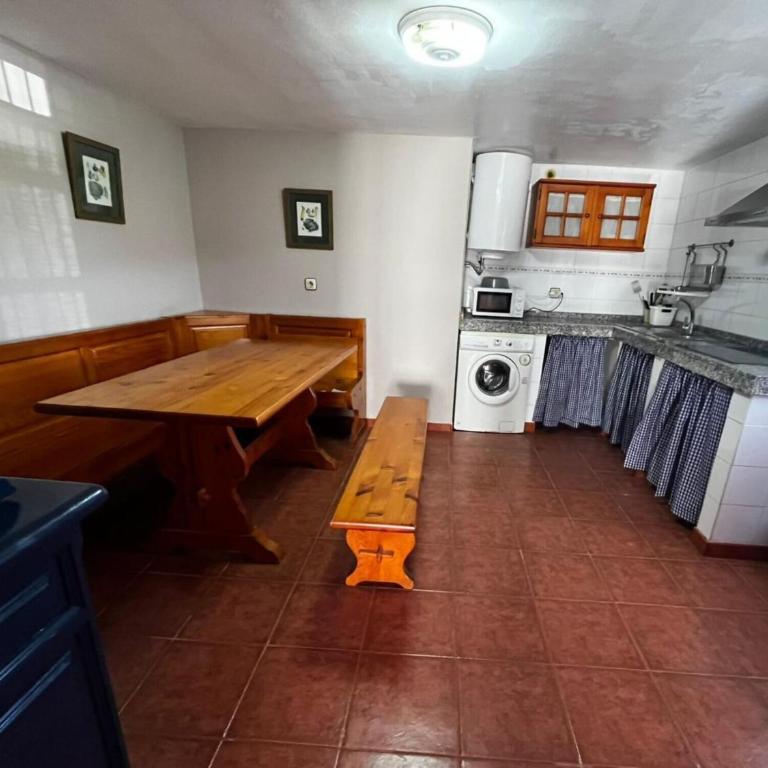 Casa Lula 2 Pendueles Llanes AR-685-AS - Two-Bedroom House - 4