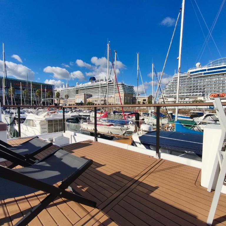Marina Vigo Casa Flotante - Terraza Privada sobre el Mar - Casa Móvil - 14