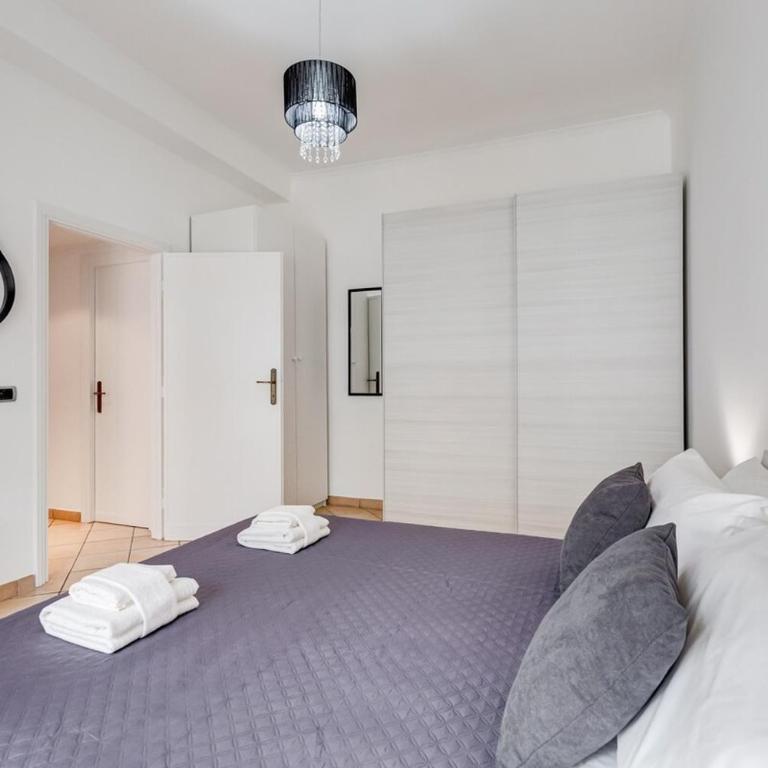 BBL - Malatesta! 2 bedrooms Apt - Appartamento con 2 Camere da Letto e Balcone - 55