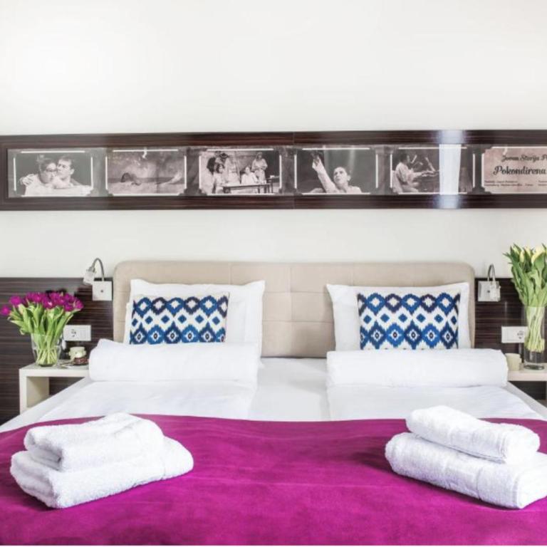 Theater Hotel Belgrade - Superior King Room - 1