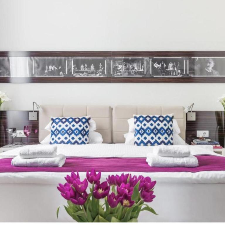 Theater Hotel Belgrade - Deluxe Double or Twin Room - 1