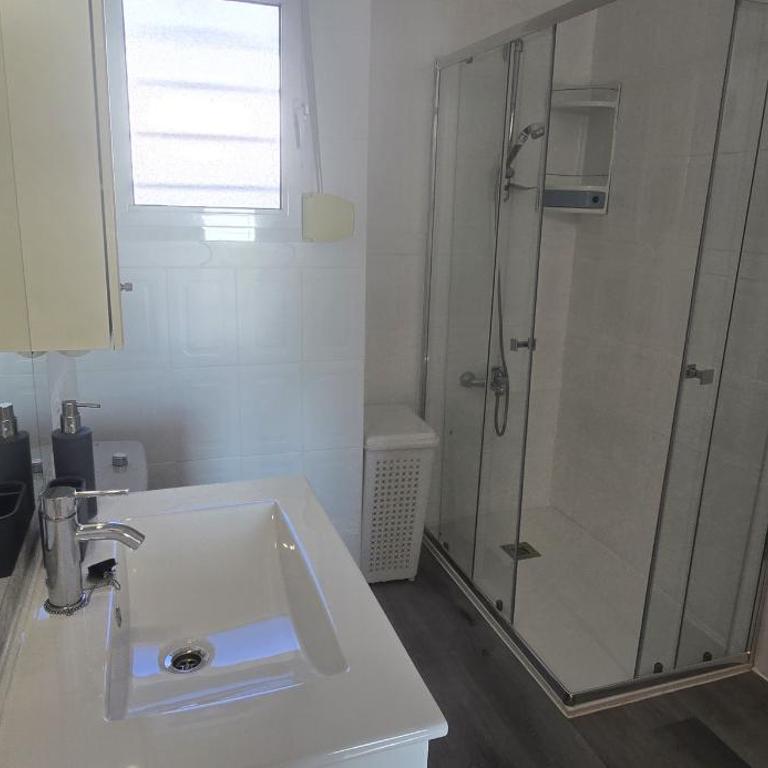 797 HOLIDAY RENTALS - Acogedor piso para 5 frente al mar - Apartment with Sea View - 16