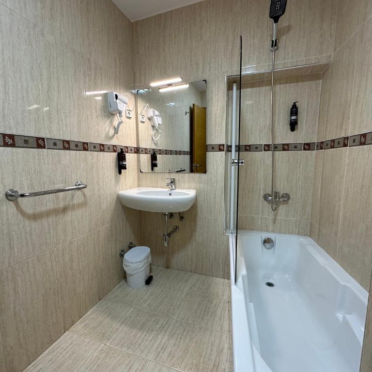 Hotel Santa Catalina by Bossh Hotels! - Habitación Doble - 2 camas - 6