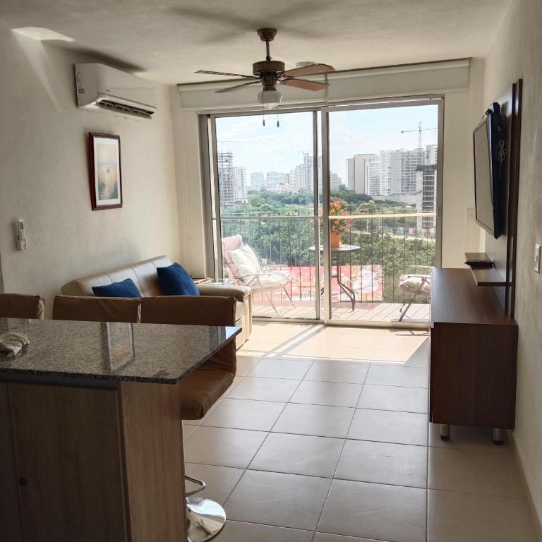 Excelente vista, Bello horizonte plaza, piso 12 - Apartamento de 1 dormitorio con balcón y vistas al mar - 22