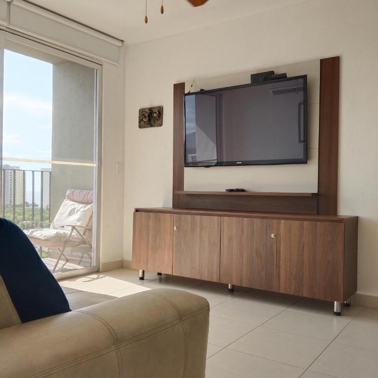 Excelente vista, Bello horizonte plaza, piso 12 - Apartamento de 1 dormitorio con balcón y vistas al mar - 25
