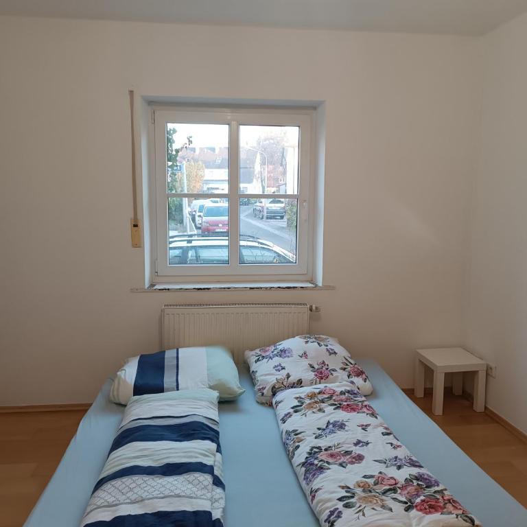 Maisonette-Wohnung in Nürnberg - Apartment mit 2 Schlafzimmern und Gartenblick - 1