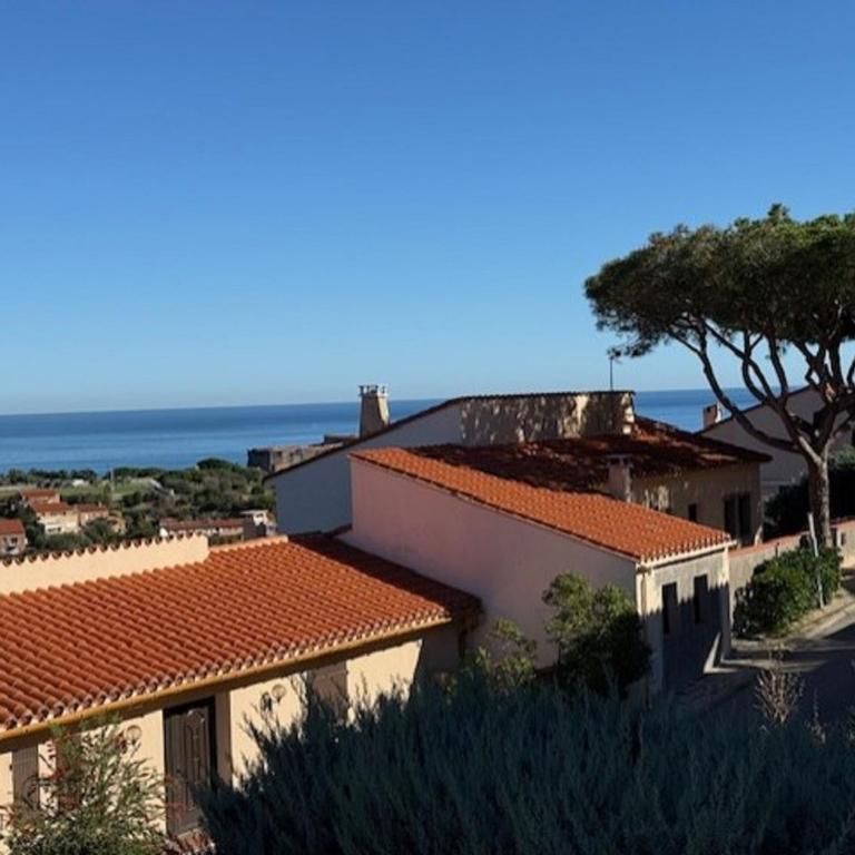 6AMB38 Superbe Villa avec terrasses dans résidence avec piscine commune - Villa Supérieure - 17