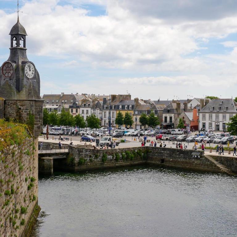 Logement avec terrasse et parking - Appartement 1 Chambre - 30