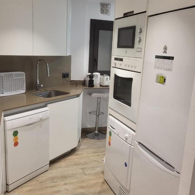 Central 2 bedroom apartment with terrace - Apartamento de 2 dormitorios - 24