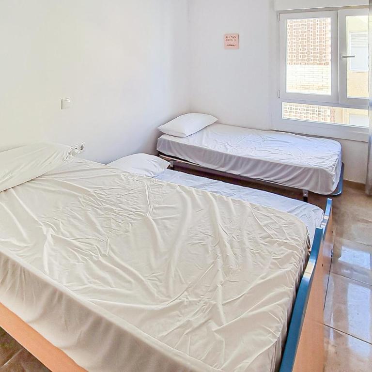 Lovely Apartment In Santa Pola With Wifi - Apartamento de 2 dormitorios - 14