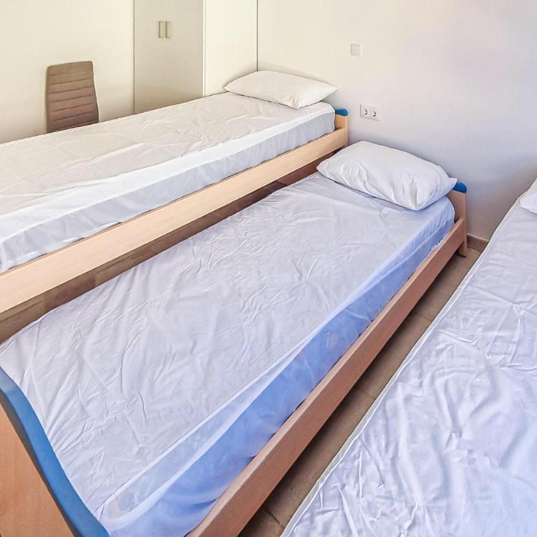 Lovely Apartment In Santa Pola With Wifi - Apartamento de 2 dormitorios - 15