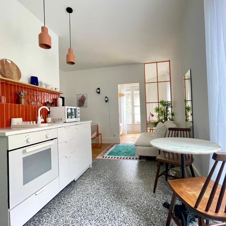 Orange Pastel - Parking gratuit - T2 cosy proche gare, GEM, Palais de justice - Apartment mit 1 Schlafzimmer - 5