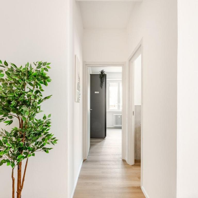Appartamento Moderno vicino metro M5 - Appartamento con 1 Camera da Letto - 2