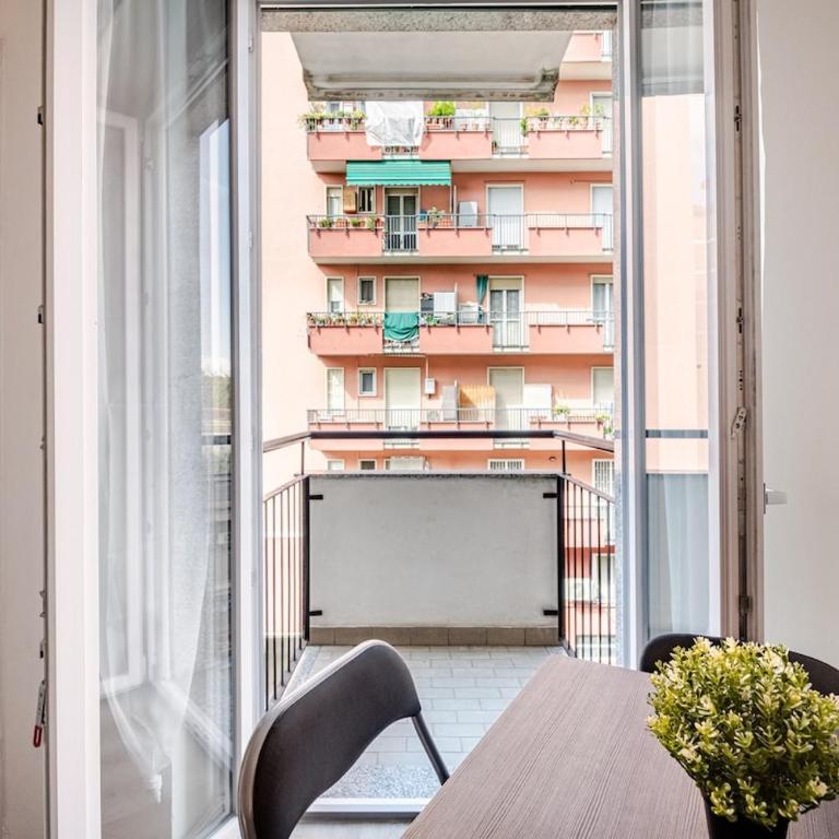 Appartamento Moderno vicino metro M5 - Appartamento con 1 Camera da Letto - 5